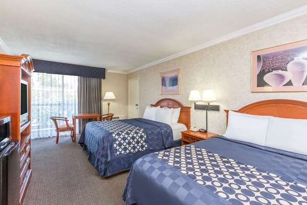  - Days Inn Airport Center Inglewood