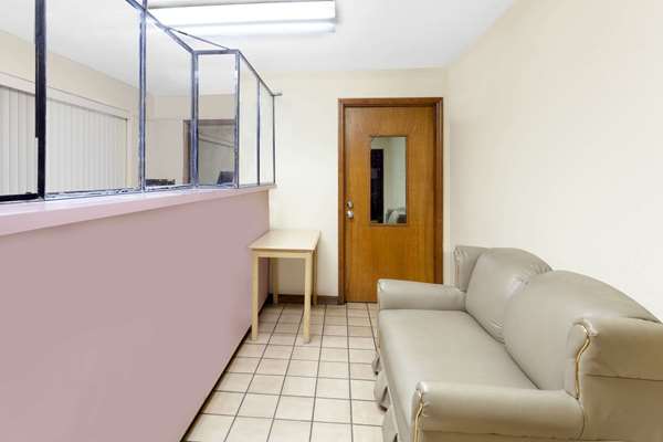  - Days Inn Northeast Columbia - I-20, Exit 71