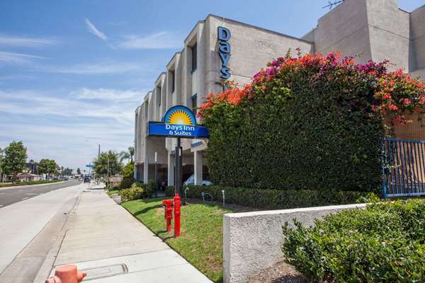 Exterior view - Days Inn Orange