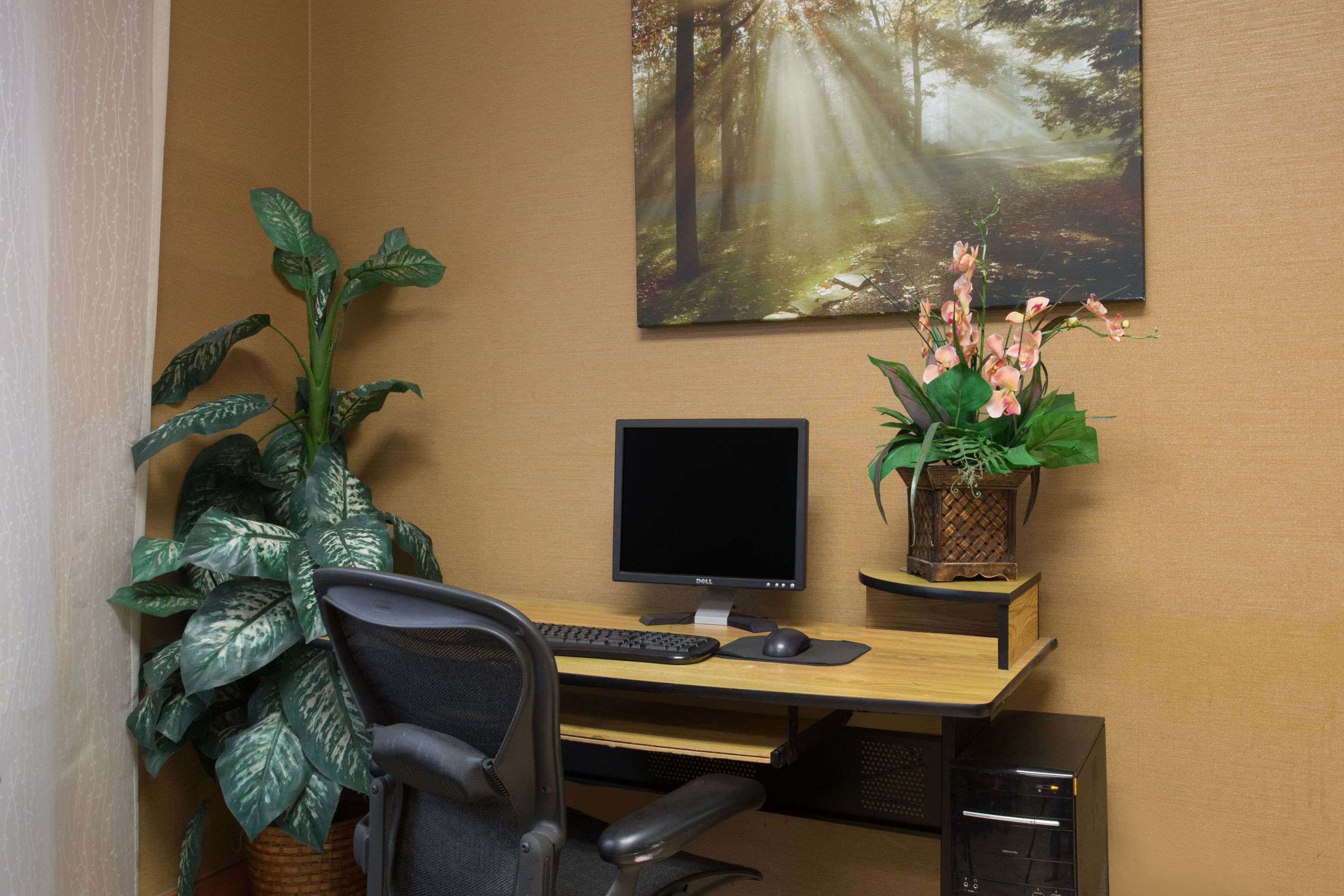 Business Center | Days Inn by Wyndham Ormond Beach