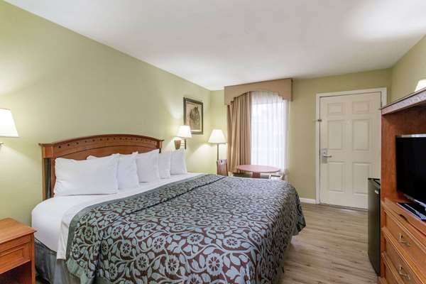  - Days Inn Ormond Beach - I-95, Exit 273