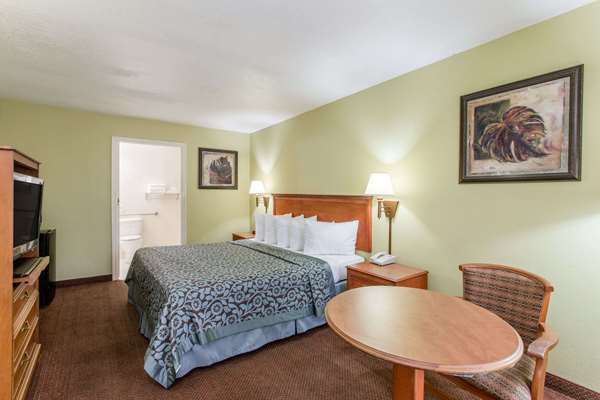  - Days Inn Ormond Beach - I-95, Exit 273