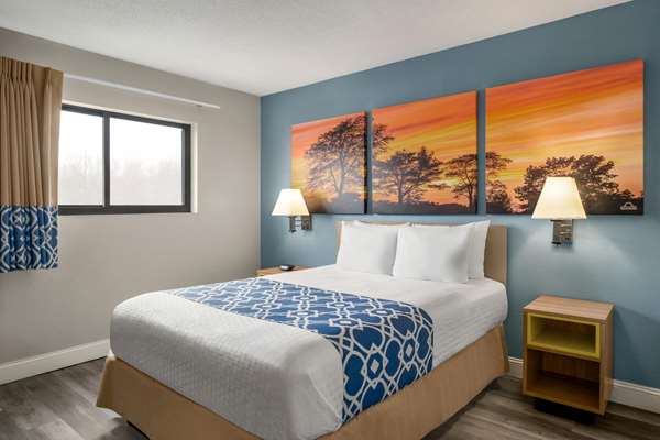  - Days Inn Canastota - I-90, Exit 34