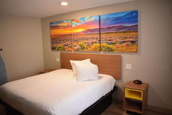  - Days Inn Alamo San Antonio - I-37, Exit 141