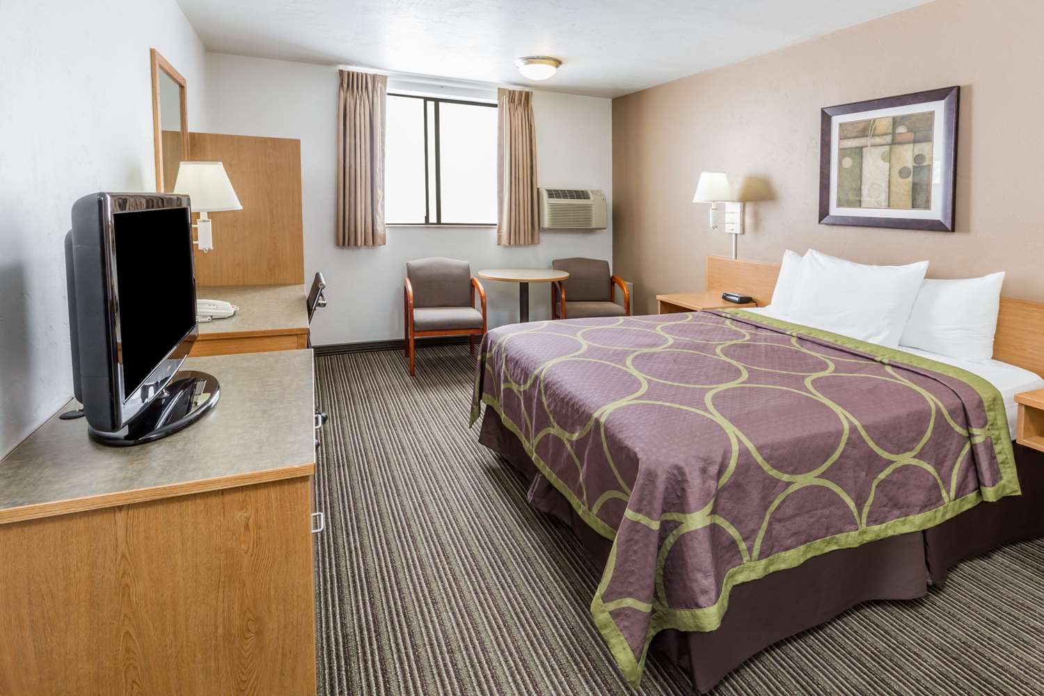 Super 8 Hotel Bend, OR See Discounts