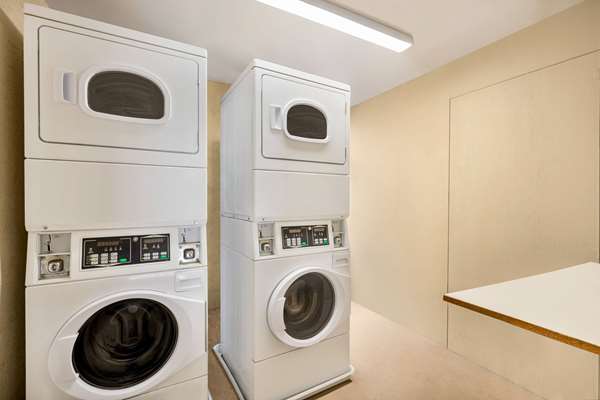 Amenities - Days Inn & Suites Wildwood