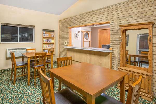  - Days Inn Worthington - I-90, Exit 42