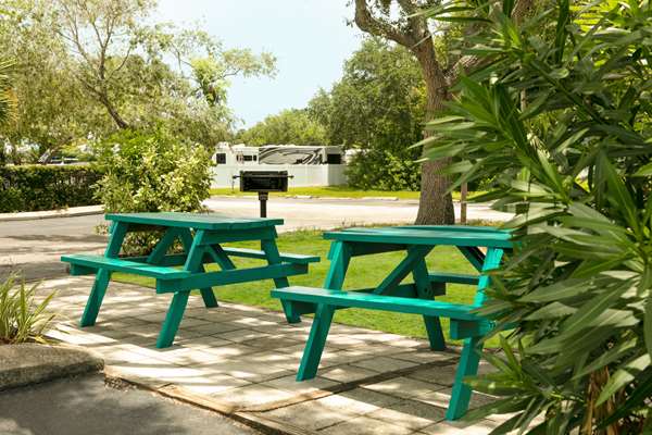Exterior view - Days Inn Central Clearwater