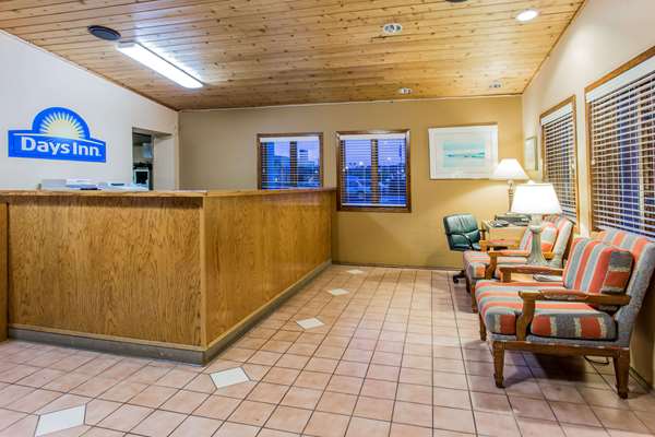  - Days Inn West Allis - I-41 & I-894, Exit 1D