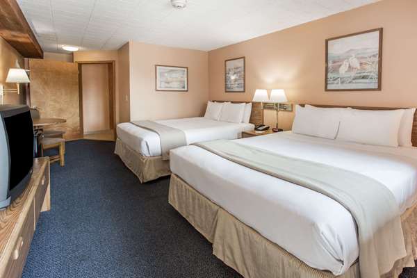  - Days Inn West Allis - I-41 & I-894, Exit 1D