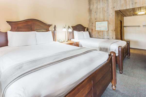  - Days Inn West Allis - I-41 & I-894, Exit 1D