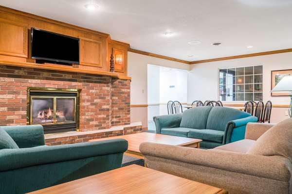  - Super 8 Hotel Sheldon