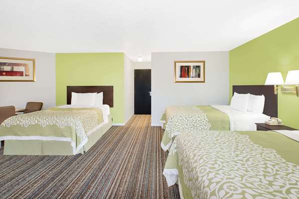 Fitness/ Exercise Room - Days Inn York - I-80, Exit 353