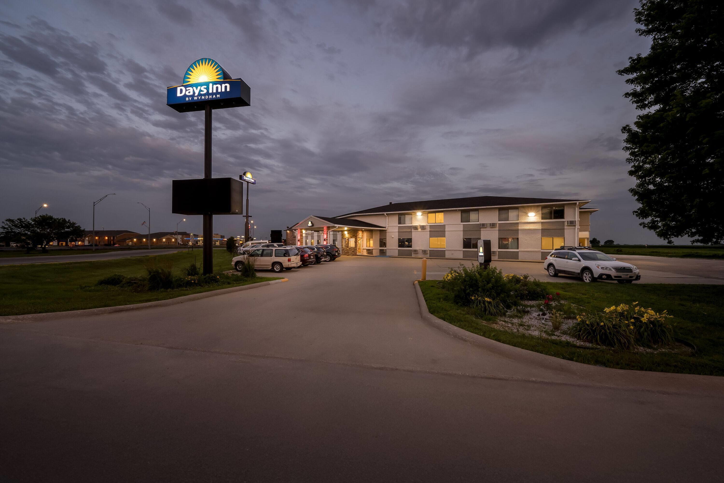 Exterior | Days Inn by Wyndham York