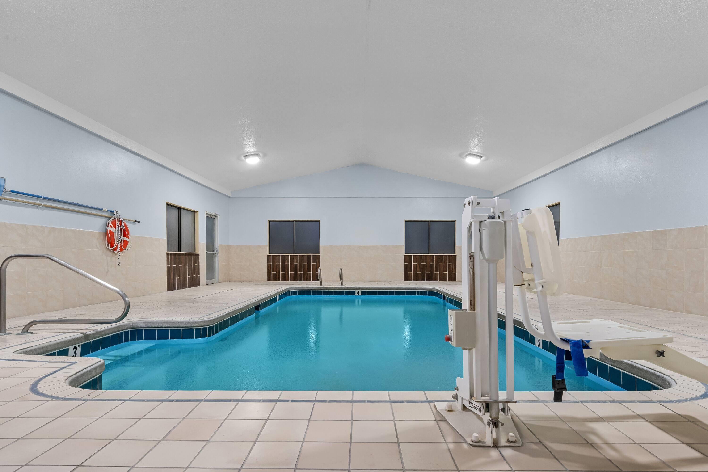 Pool - indoor | Days Inn by Wyndham York
