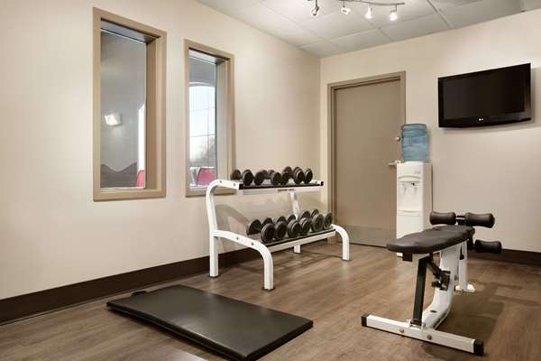 Fitness/ Exercise Room - Days Inn Brandon
