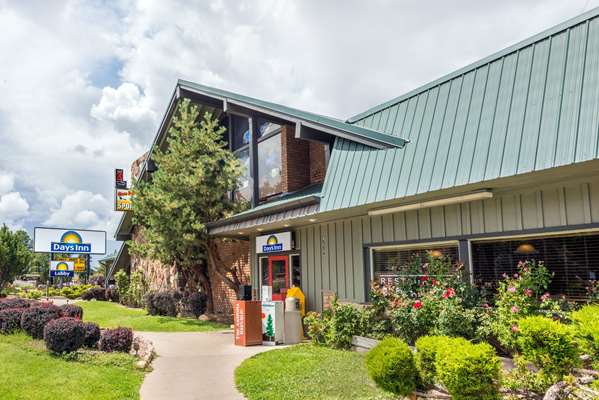 Exterior view - Days Inn Show Low