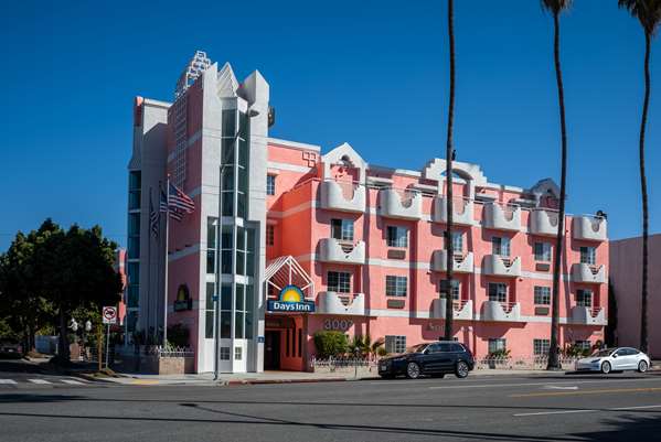 Exterior view - Days Inn Santa Monica
