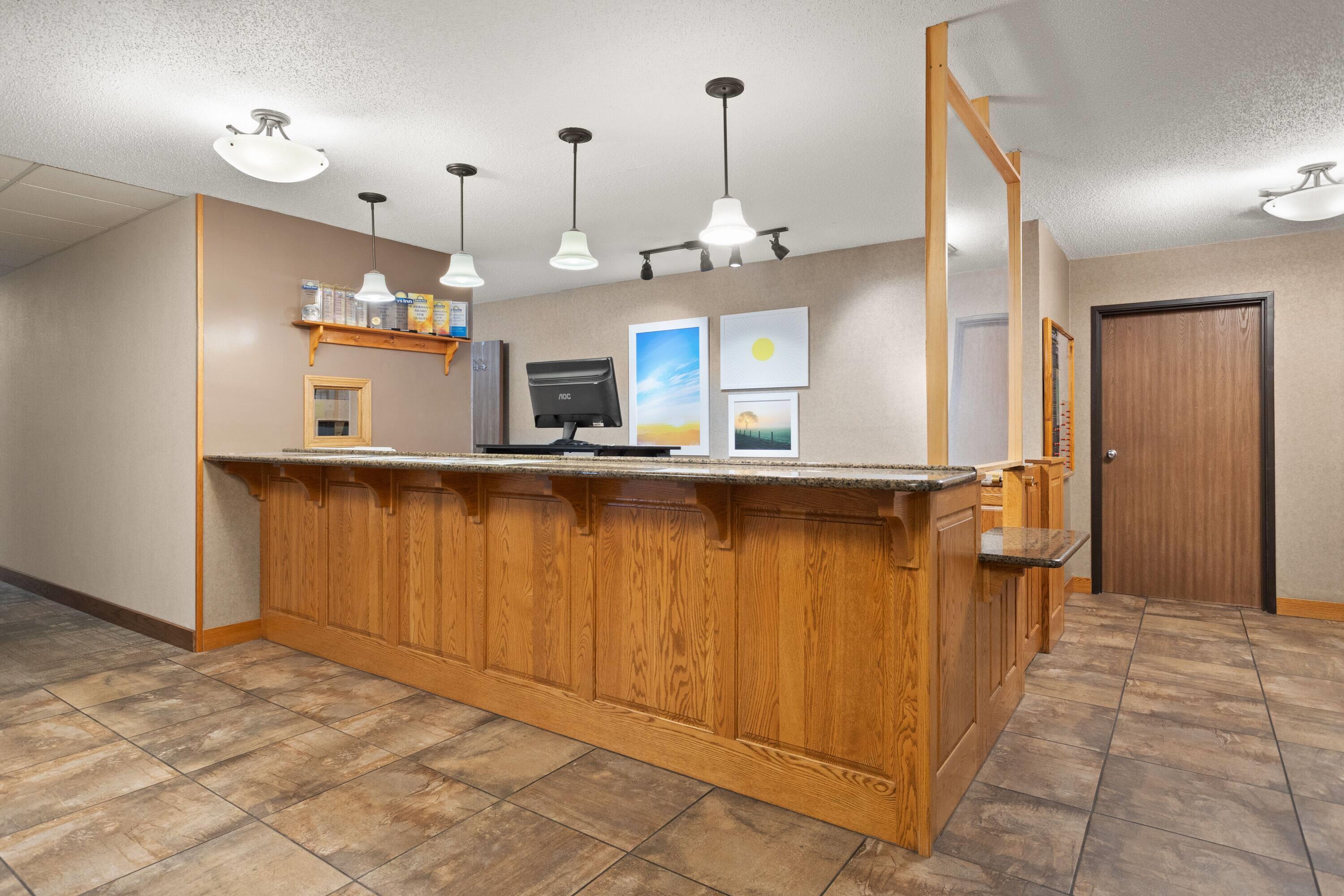 Reception | Days Inn by Wyndham Spearfish