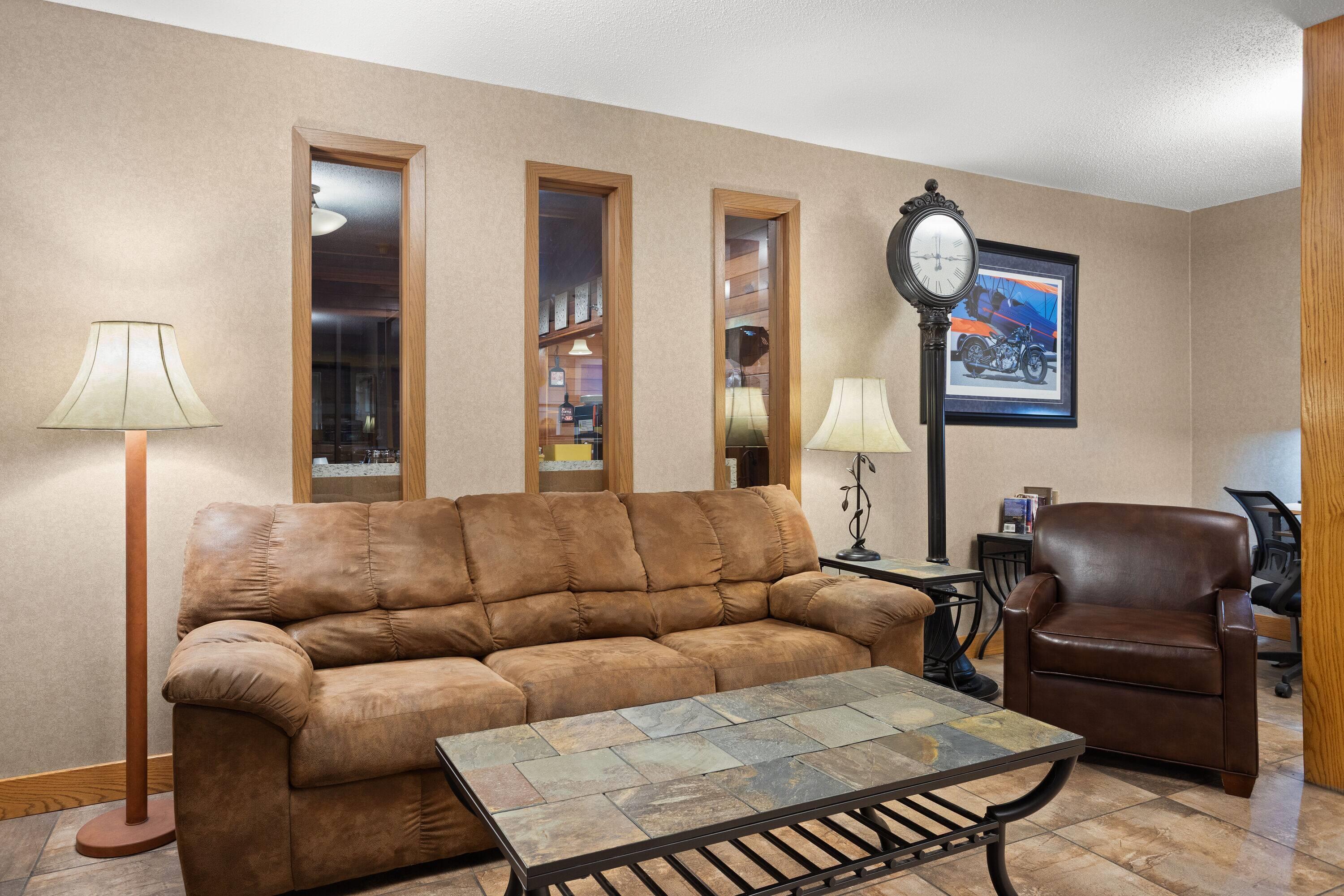 Lobby | Days Inn by Wyndham Spearfish