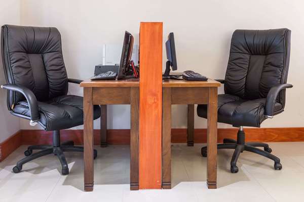 Conference Area - Days Inn DFW Airport Irving