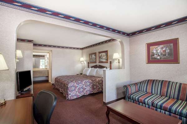  - Days Inn St Pauls - I-95, Exit 31