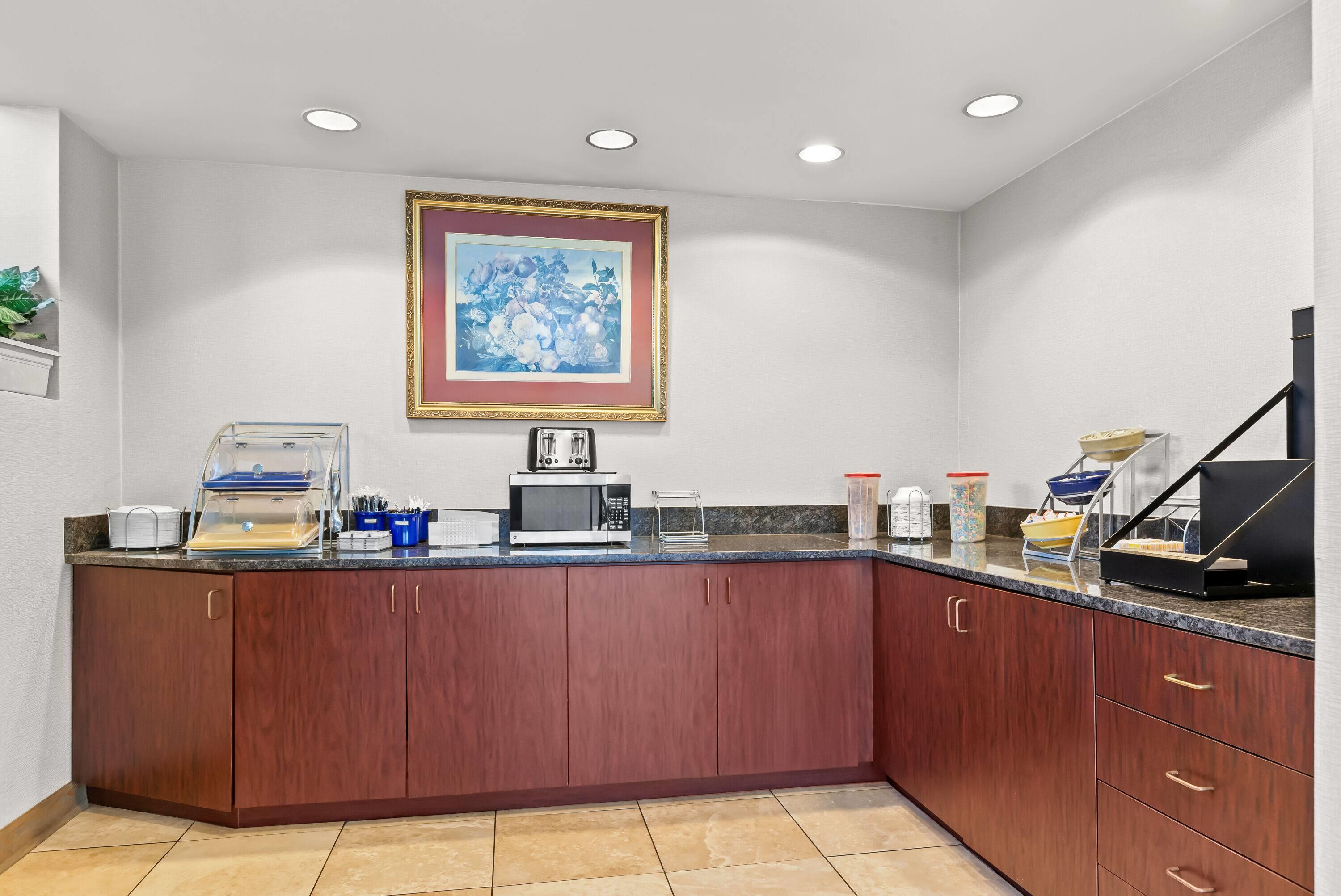 Undefined | Days Inn by Wyndham Saint Pauls