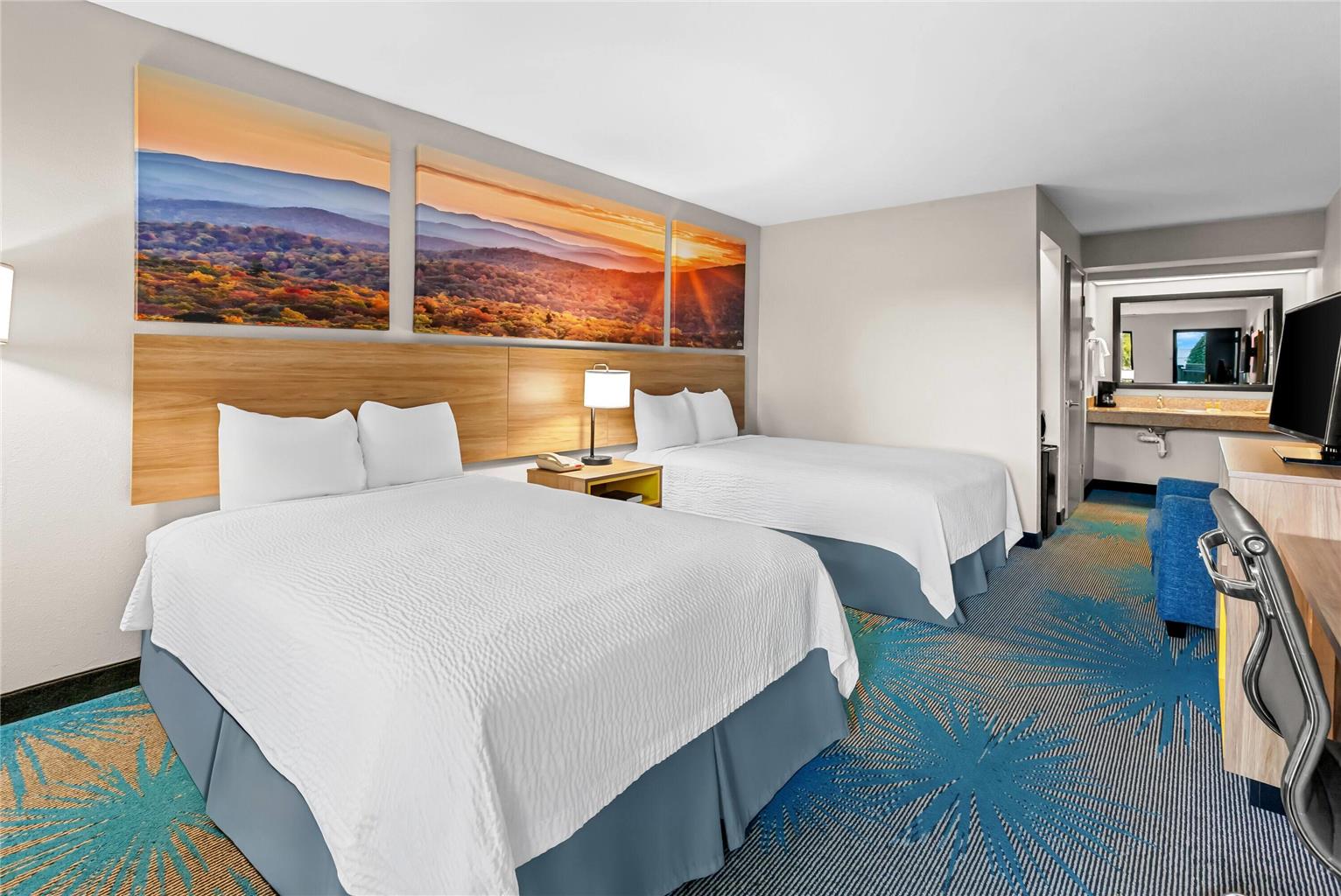 DAYS INN BY WYNDHAM, SAINT PAULS-guestroom-Guest Room,On-Site,Double Room.jpg