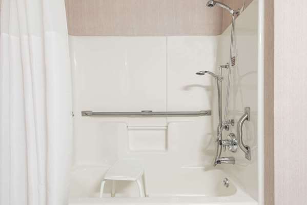  - Days Inn Carbondale