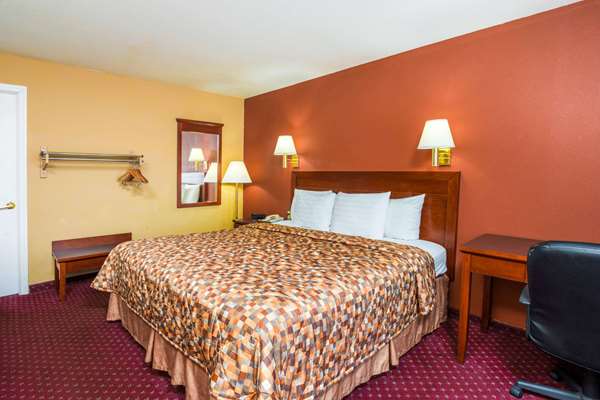  - Days Inn St Robert