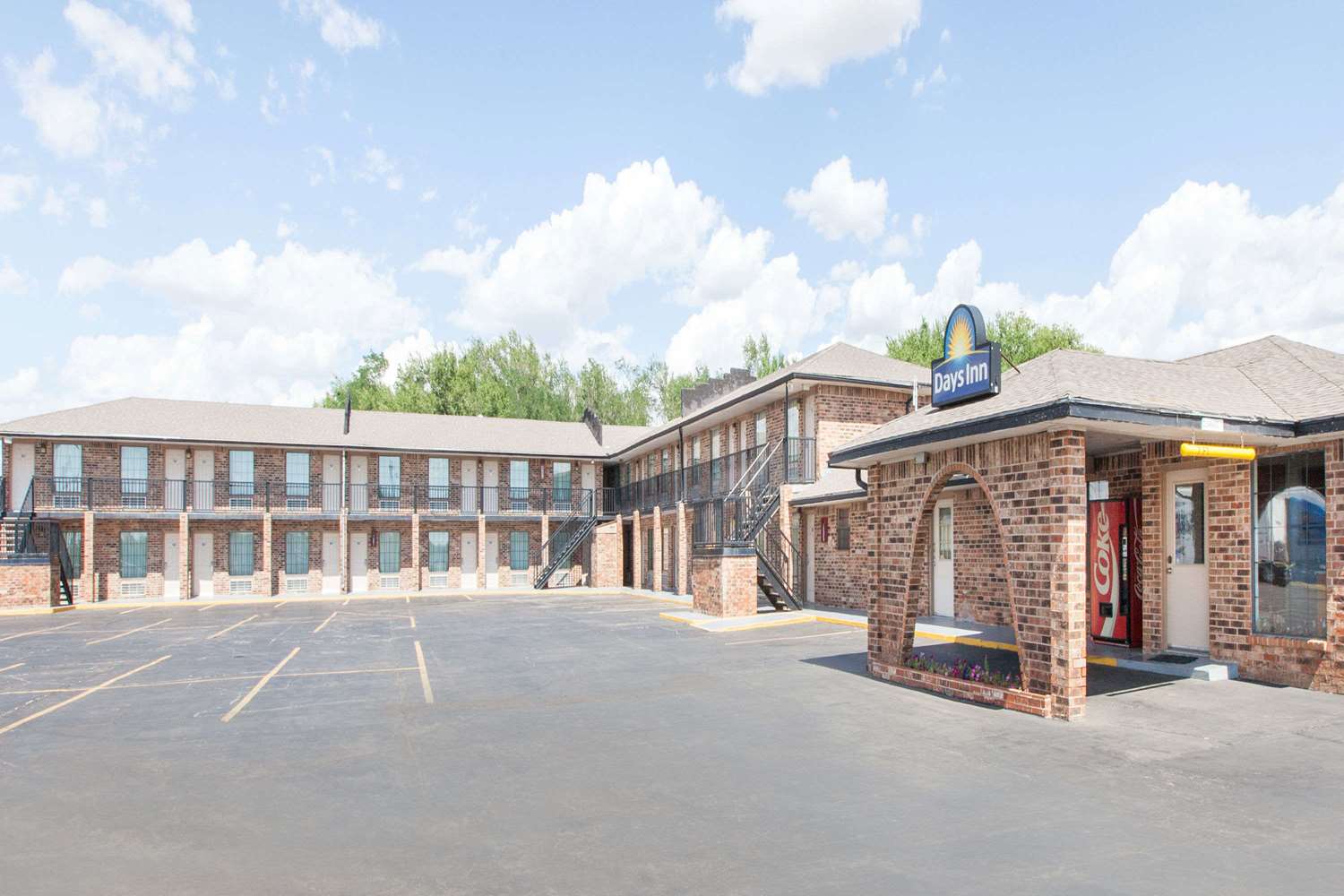 Days Inn Erick I40, Exit 7, OK See Discounts