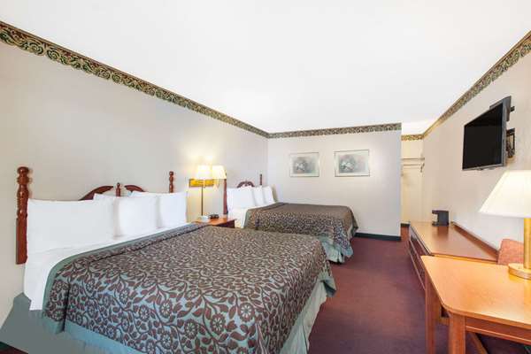  - Days Inn Erick - I-40, Exit 7