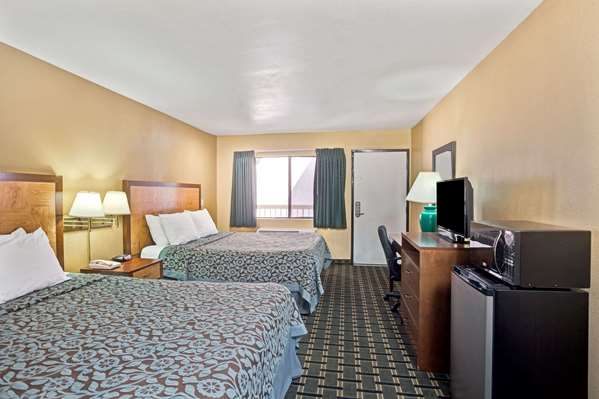  - Days Inn Whittier
