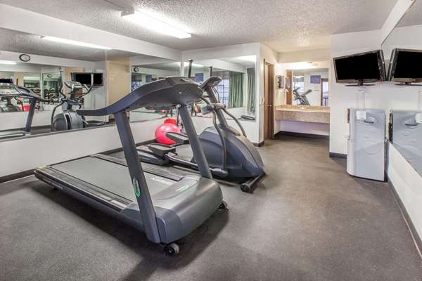 Fitness/ Exercise Room - Days Inn El Reno - I-40, Exit 123