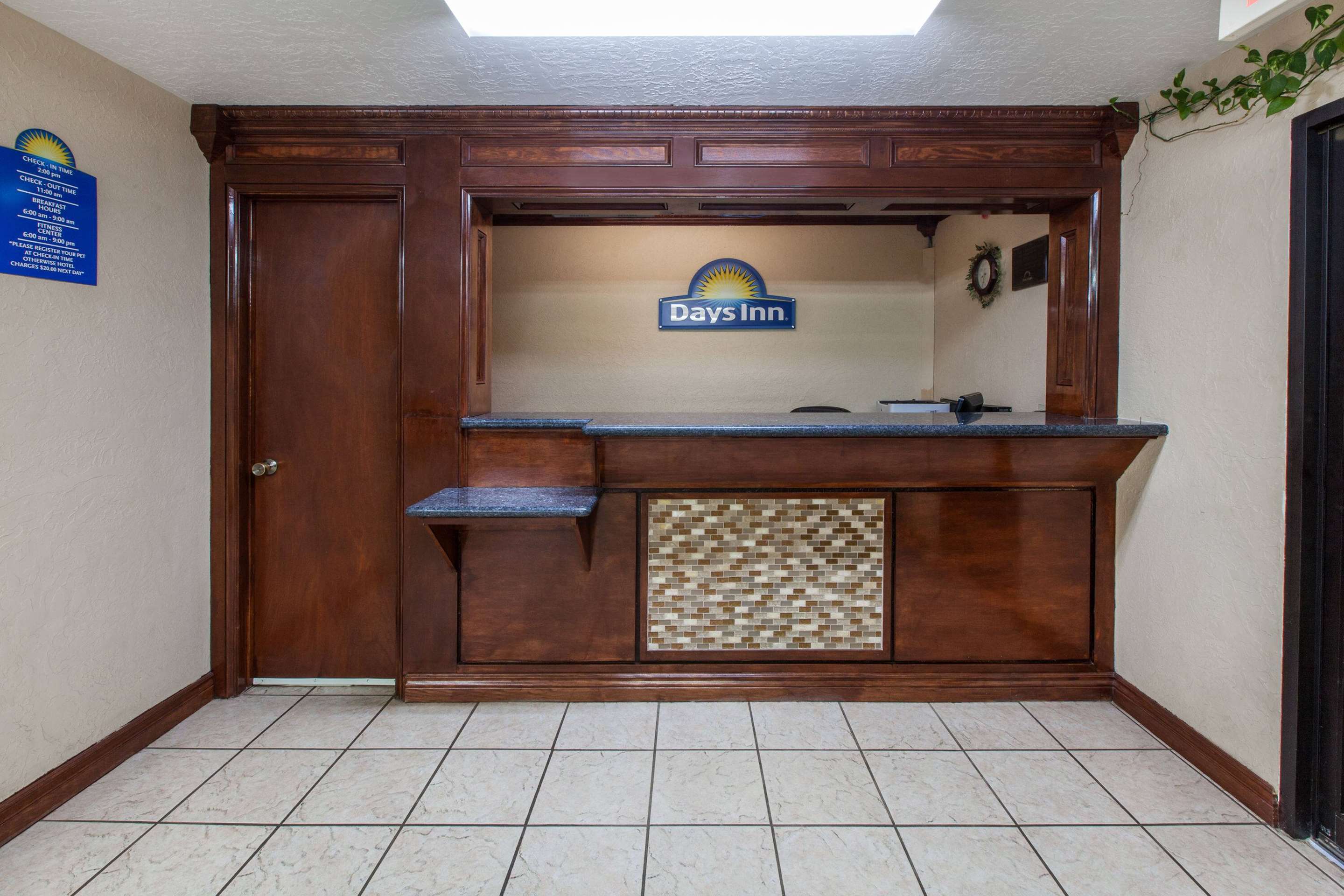 Front Desk | Days Inn by Wyndham El Reno
