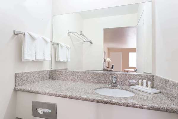  - Days Inn Westley - I-5, Exit 441