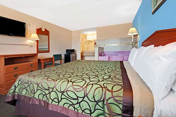  - Super 8 Motel Terrell - I-20, Exit 501