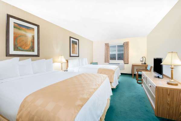  - Days Inn Fargo Airport-Dome Suites