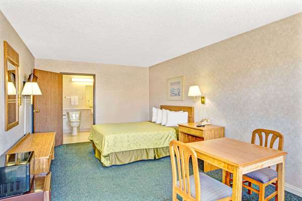  - Days Inn Carson City