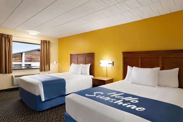  - Days Inn Oak Ridge