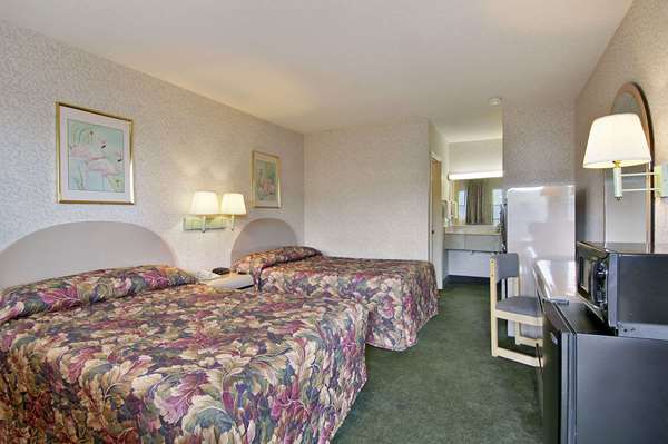 - Days Inn Cartersville