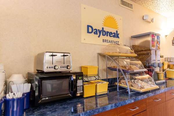  - Days Inn Kuttawa - I-24 & I-69, Exit 40