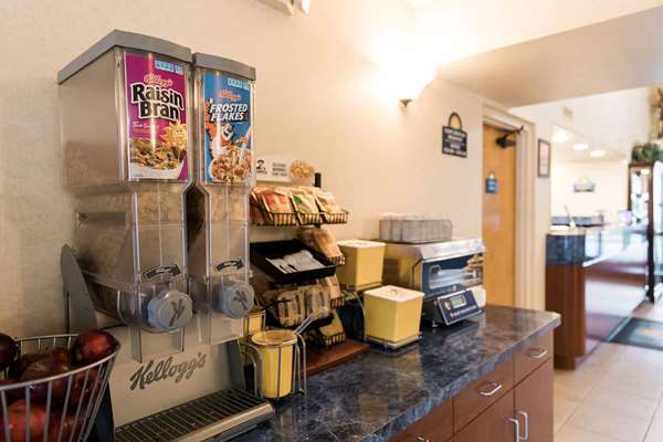  - Days Inn Kuttawa - I-24 & I-69, Exit 40