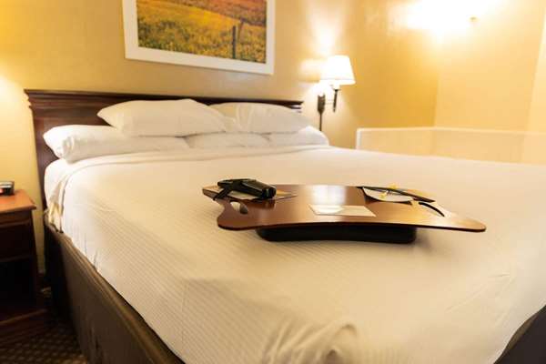  - Days Inn Kuttawa - I-24 & I-69, Exit 40