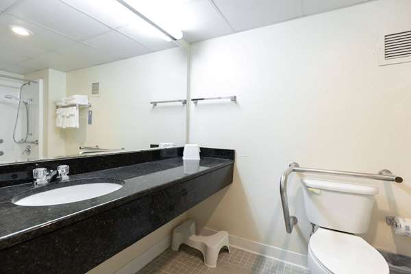  - Days Inn Kuttawa - I-24 & I-69, Exit 40