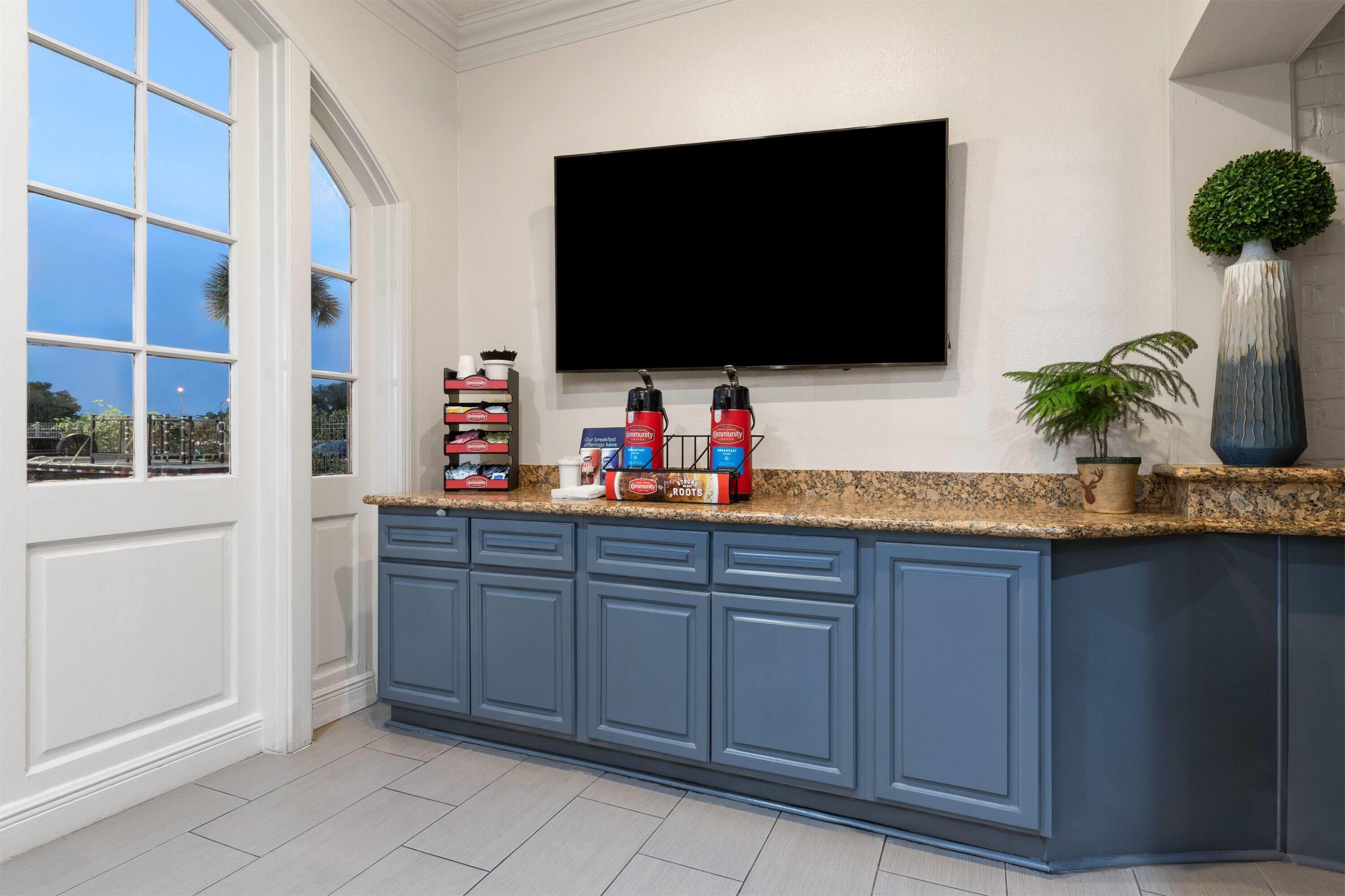 Property amenity | Super 8 by Wyndham New Orleans