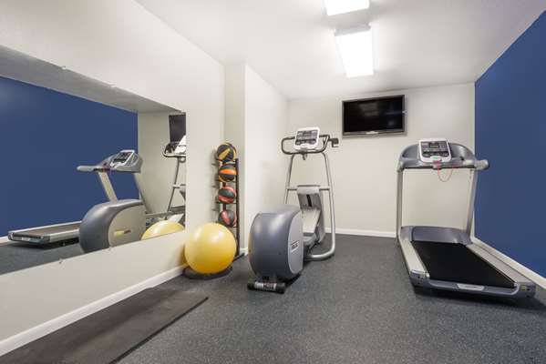 Fitness/ Exercise Room - Days Inn Worland