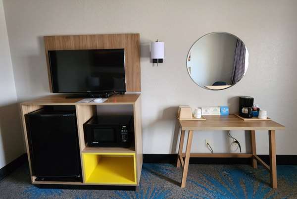  - Days Inn Tucumcari - I-40, Exit 332