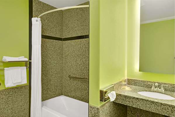  - Days Inn Lombard Street San Francisco