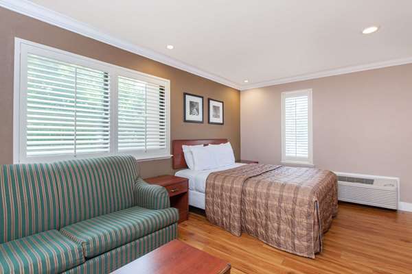  - Days Inn Oyster Point South San Francisco